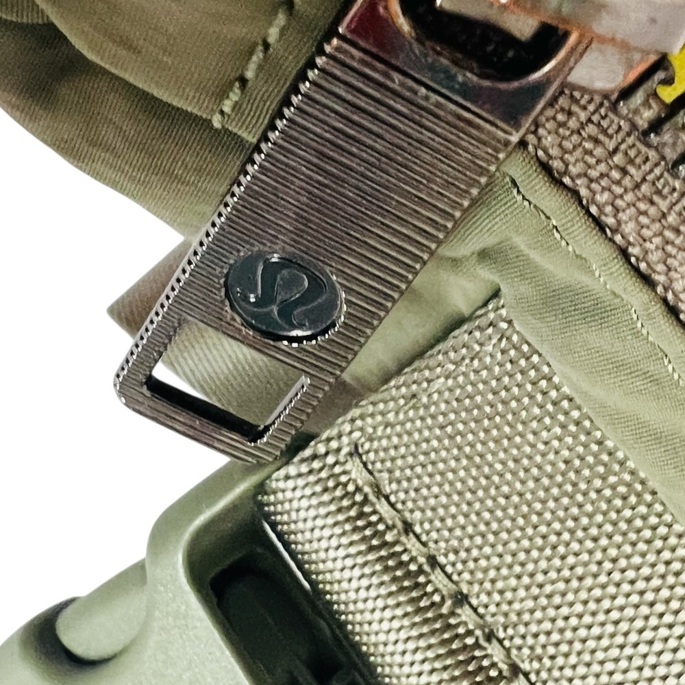 lululemon athletica Crossbody Bag in Olive Green - Picture 3 of 5